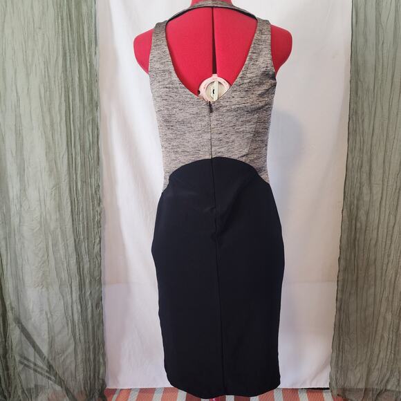 Joseph Ribkoff Black Gold Stretch Body-Con Sleeveless Knee Length Dress Size 8 - Picture 5 of 8